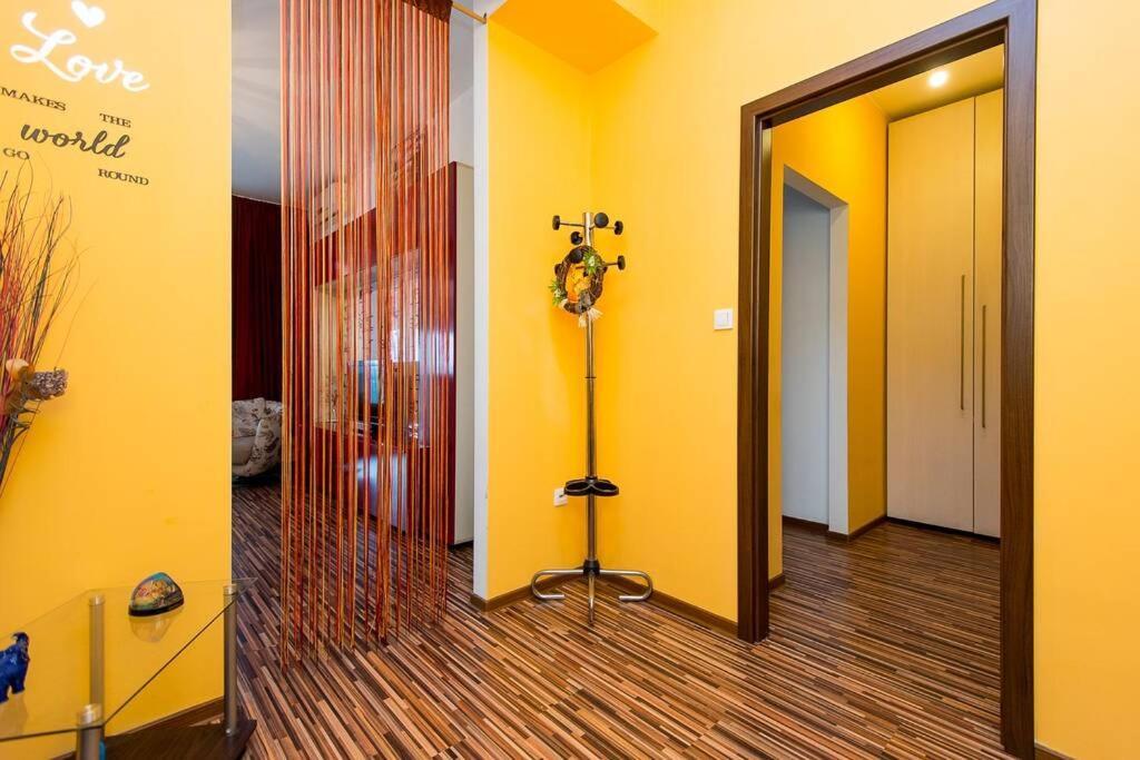 Relaxing Spa Apartment Арад Экстерьер фото